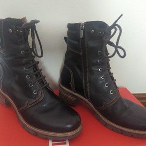 Pikolinos Combat boots